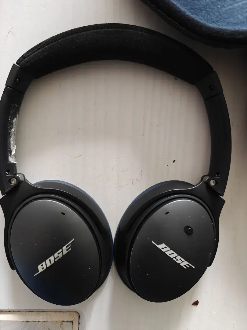Bose Noise Cancelling Over-Ear Headphones